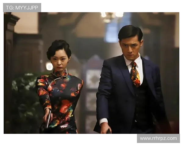 《伪装者》：谍战年代的惊涛骇浪与人性微光